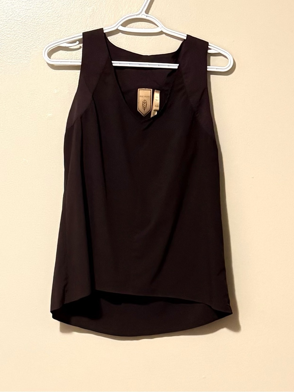 Women's Plum V-Neck Tank Top